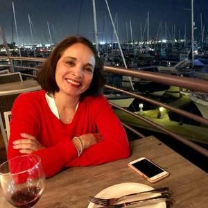 Meet your Posher, Alma